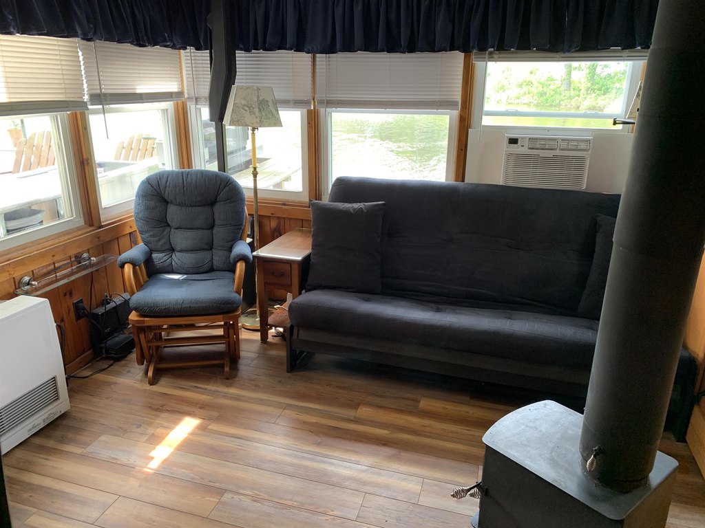 Laconia, New Hampshire, 03246, United States, 1 Bedroom Bedrooms, ,1 BathroomBathrooms,Residential,Forsale,1933999