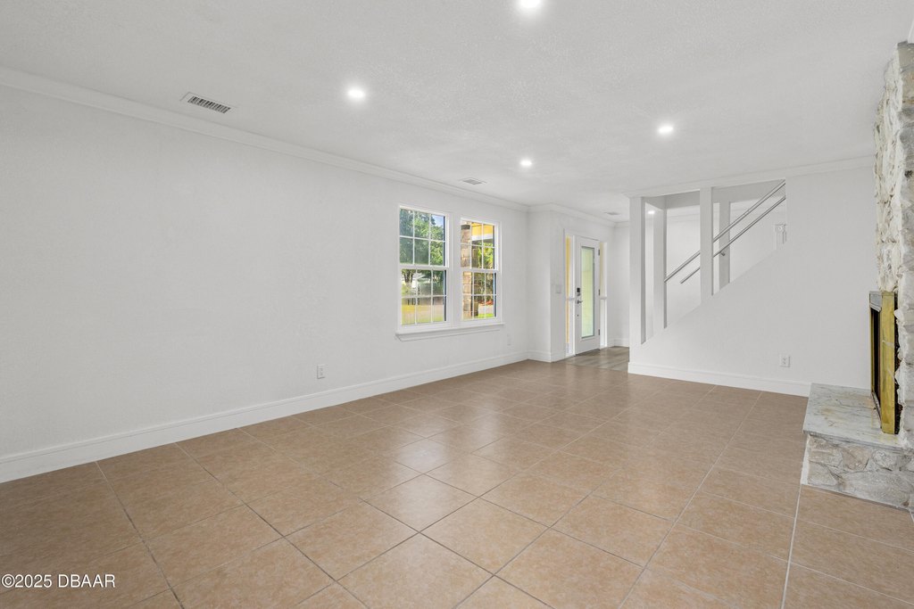 Orange City, Florida, 32763, United States, 5 Bedrooms Bedrooms, ,4.5 BathroomsBathrooms,Residential,Forsale,1919148