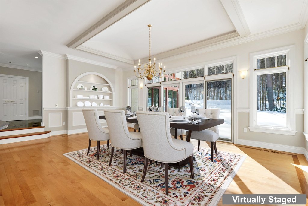 Alton, New Hampshire, 03809, United States, 7 Bedrooms Bedrooms, ,6.5 BathroomsBathrooms,Residential,Forsale,2004715