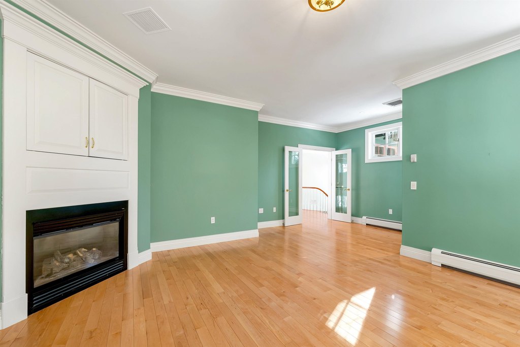 Alton, New Hampshire, 03809, United States, 7 Bedrooms Bedrooms, ,6.5 BathroomsBathrooms,Residential,Forsale,2004715