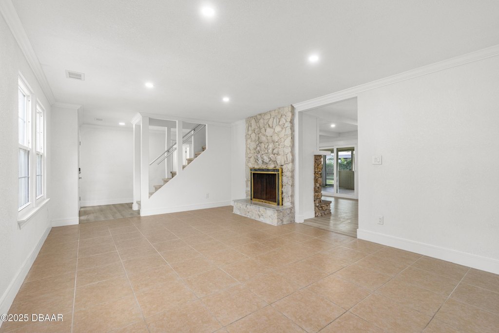 Orange City, Florida, 32763, United States, 5 Bedrooms Bedrooms, ,4.5 BathroomsBathrooms,Residential,Forsale,1919148