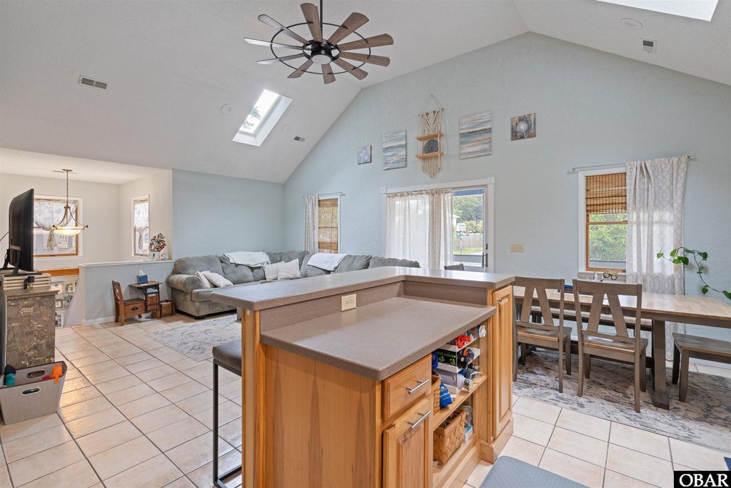 Kill Devil Hills, North Carolina, 27948, United States, 3 Bedrooms Bedrooms, ,3 BathroomsBathrooms,Residential,Forsale,1914384