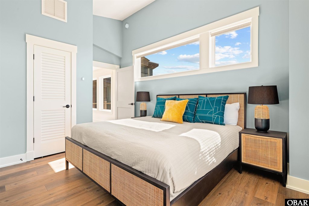 Corolla, North Carolina, 27927, United States, 12 Bedrooms Bedrooms, ,12.5 BathroomsBathrooms,Residential,Forsale,2008027