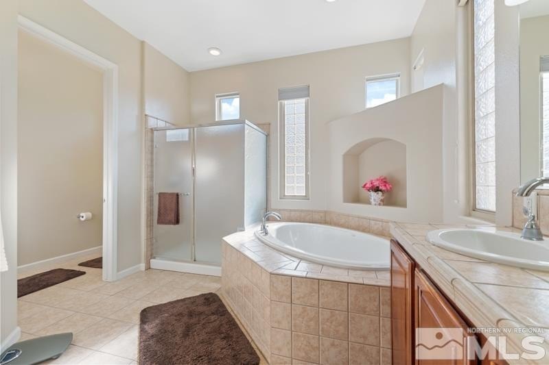 Reno, Nevada, 89521, United States, 3 Bedrooms Bedrooms, ,2.5 BathroomsBathrooms,Residential,Forsale,1888866