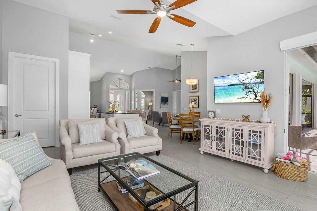 Marco Island, Florida, 34145, United States, 3 Bedrooms Bedrooms, ,2 BathroomsBathrooms,Residential,Forsale,2011559