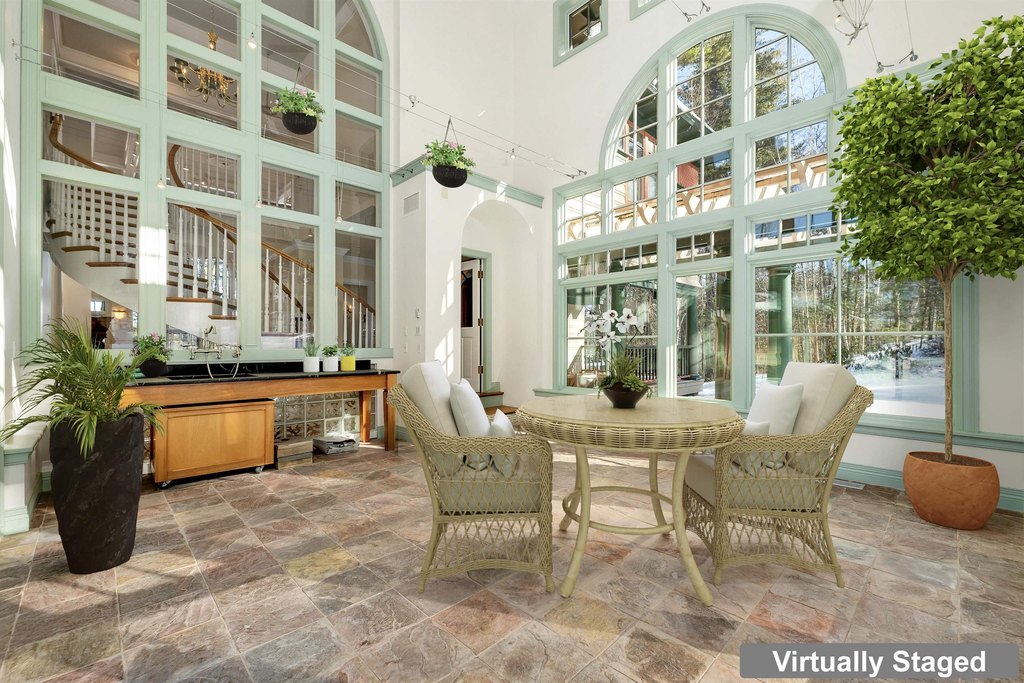 Alton, New Hampshire, 03809, United States, 7 Bedrooms Bedrooms, ,6.5 BathroomsBathrooms,Residential,Forsale,2004715