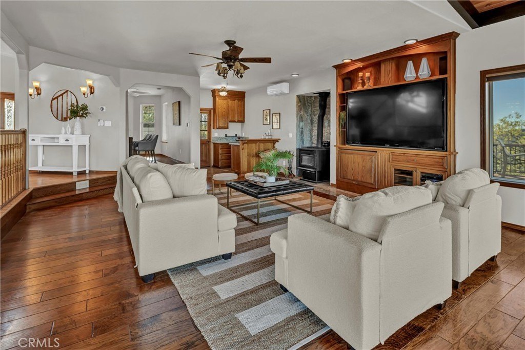 Lower Lake, California, 95457, United States, 4 Bedrooms Bedrooms, ,2.5 BathroomsBathrooms,Residential,Forsale,1929181