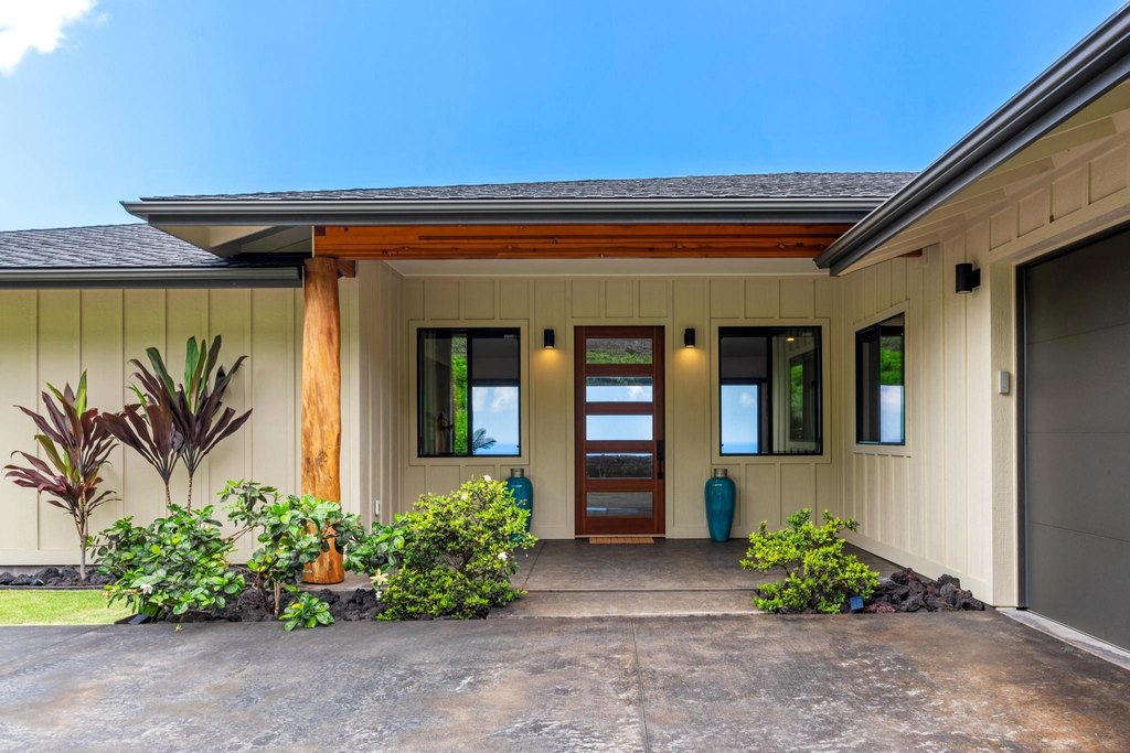 Kailua Kona, Hawaii, 96740, United States, 4 Bedrooms Bedrooms, ,3 BathroomsBathrooms,Residential,Forsale,1953837
