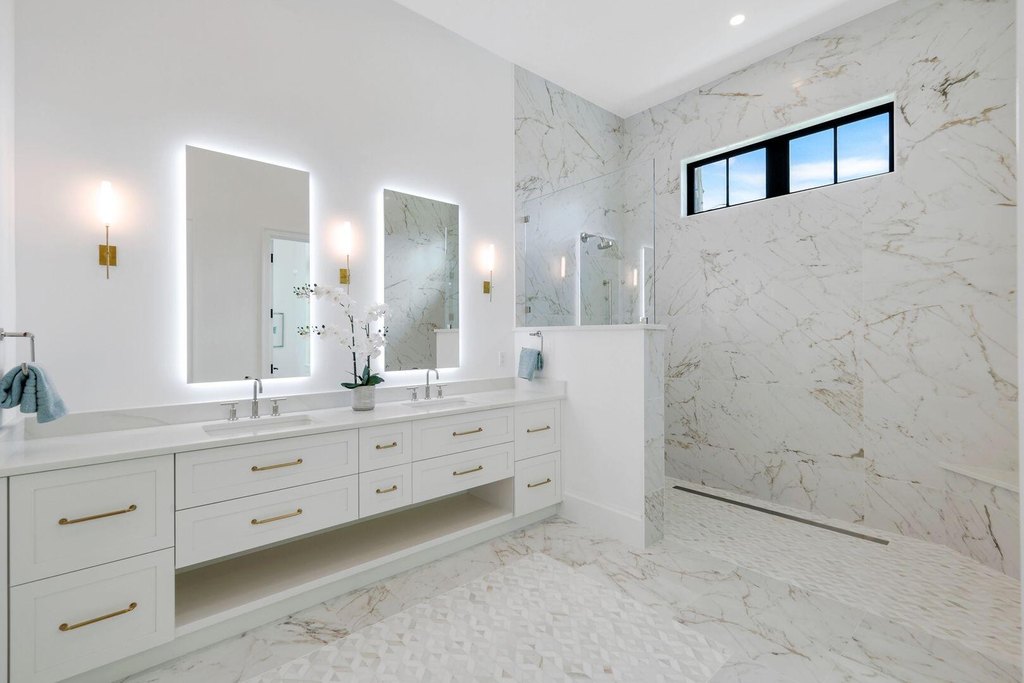 Marco Island, Florida, 34145, United States, 5 Bedrooms Bedrooms, ,5.5 BathroomsBathrooms,Residential,Forsale,1954183