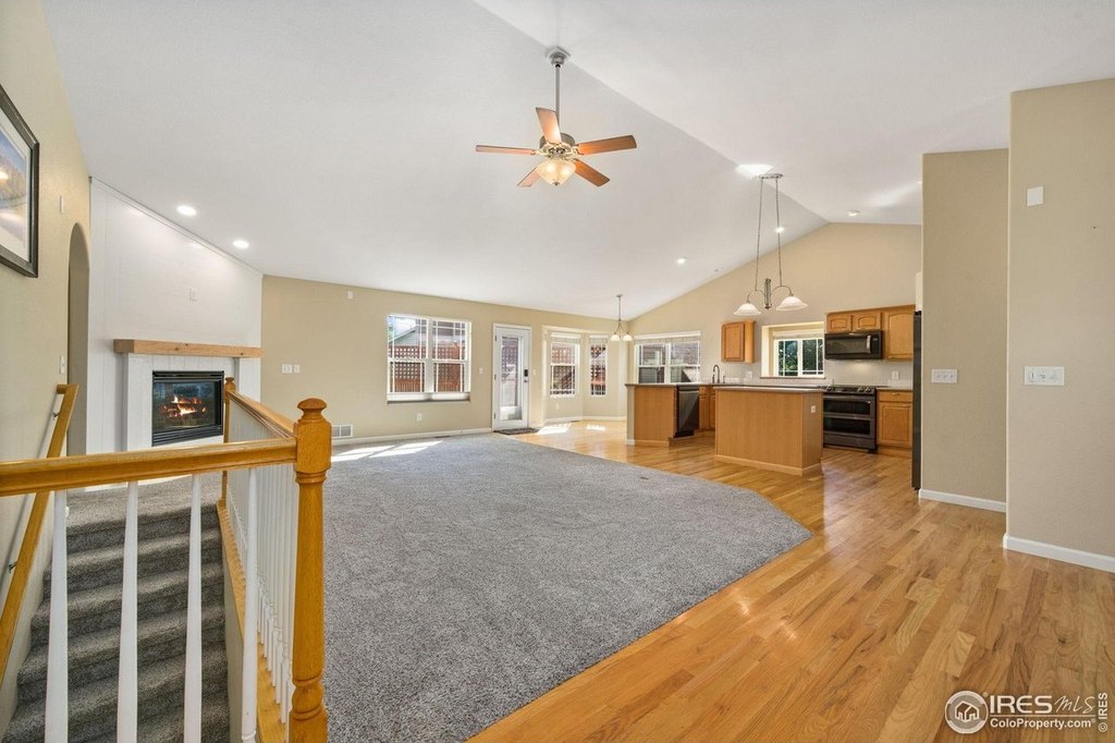 Windsor, Colorado, 80550, United States, 5 Bedrooms Bedrooms, ,3 BathroomsBathrooms,Residential,Forsale,1926798
