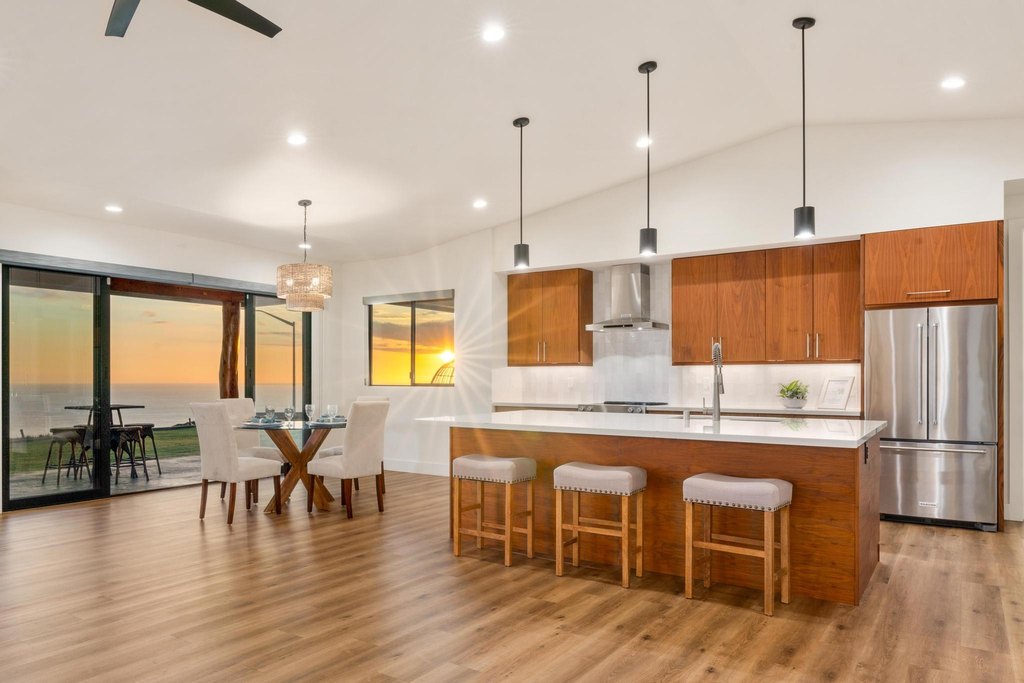 Kailua Kona, Hawaii, 96740, United States, 4 Bedrooms Bedrooms, ,3 BathroomsBathrooms,Residential,Forsale,1953837