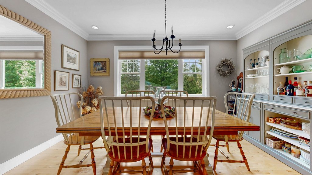 Milton, Vermont, 05468, United States, 3 Bedrooms Bedrooms, ,2.5 BathroomsBathrooms,Residential,Forsale,1953146
