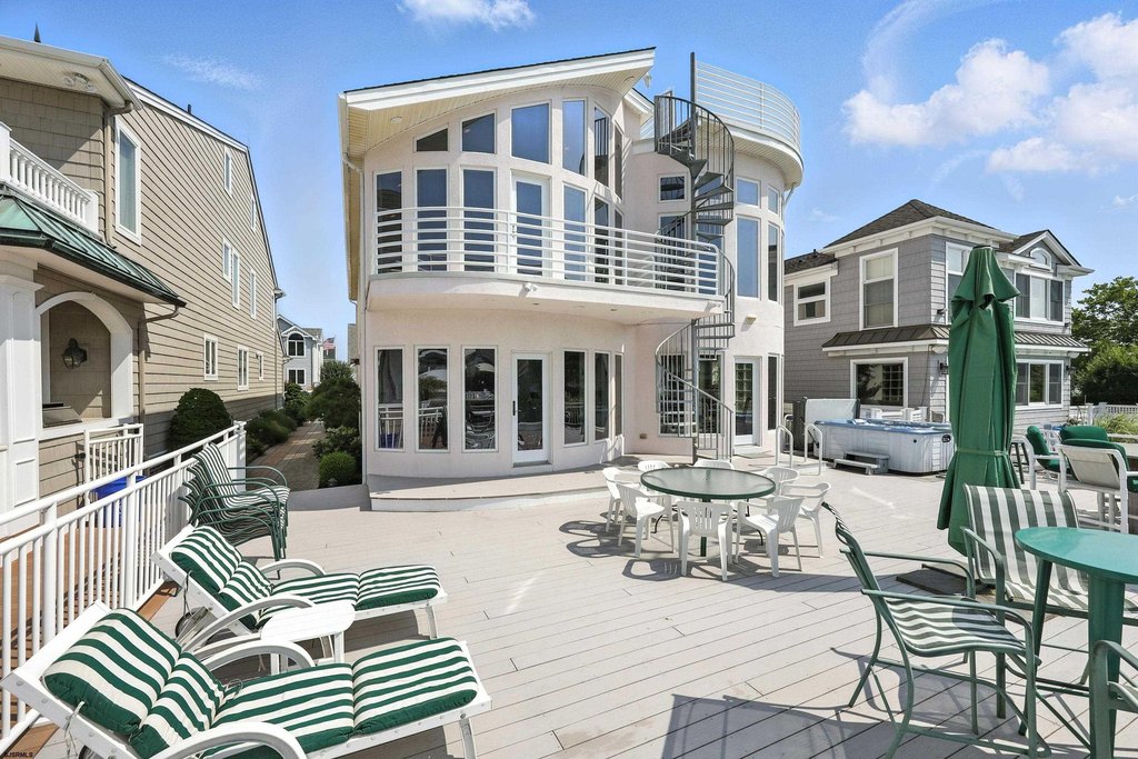 Ocean City, New Jersey, 08226, United States, 4 Bedrooms Bedrooms, ,5.5 BathroomsBathrooms,Residential,Forsale,2004114