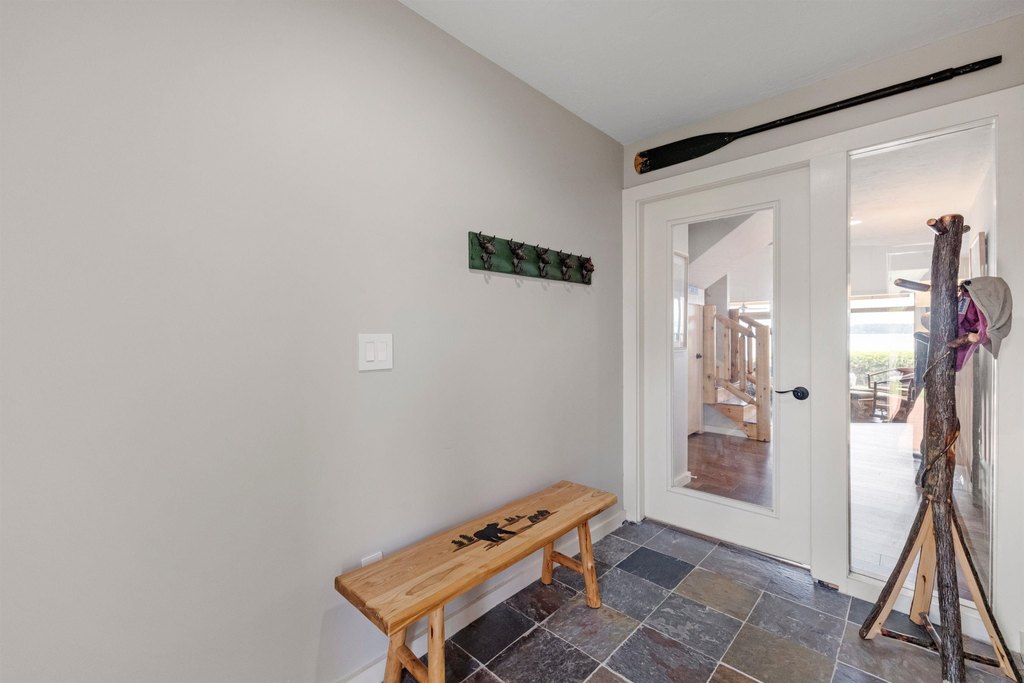 Moultonborough, New Hampshire, 03254, United States, 4 Bedrooms Bedrooms, ,3 BathroomsBathrooms,Residential,Forsale,1952911