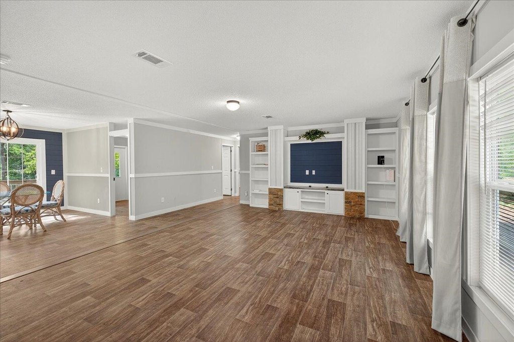 Quincy, Florida, 32351, United States, 3 Bedrooms Bedrooms, ,2 BathroomsBathrooms,Residential,Forsale,1919226