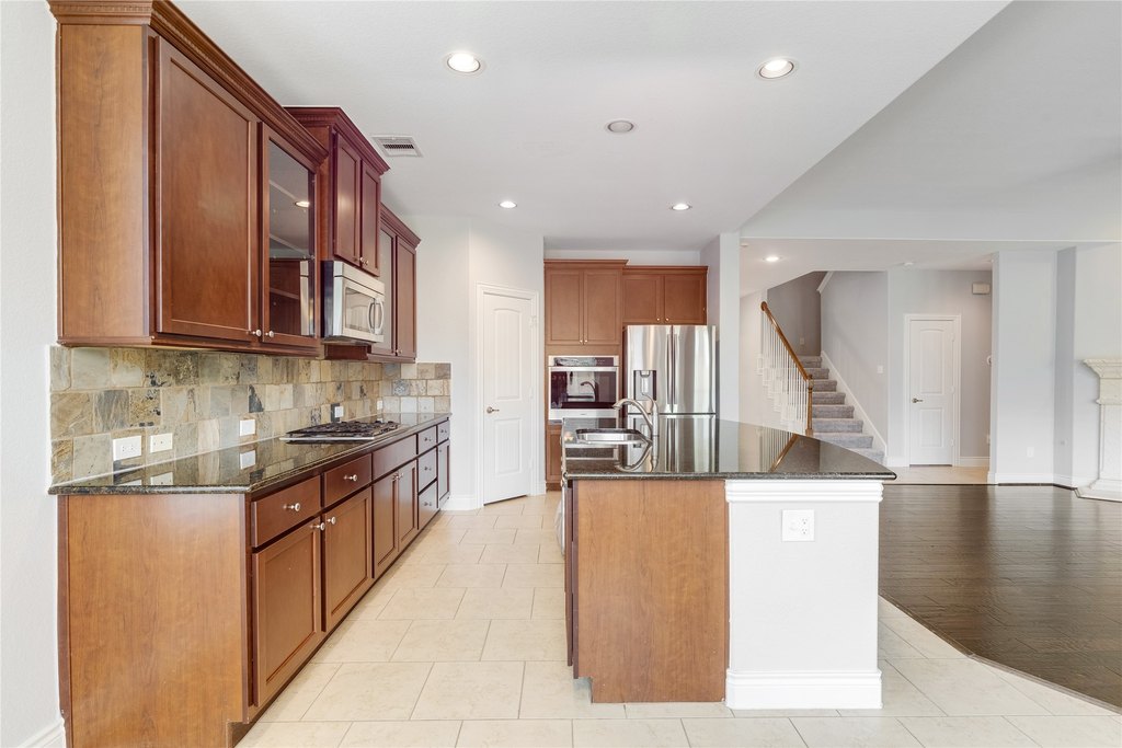 Friendswood, Texas, 77546, United States, 4 Bedrooms Bedrooms, ,3.5 BathroomsBathrooms,Residential,Forsale,1953108