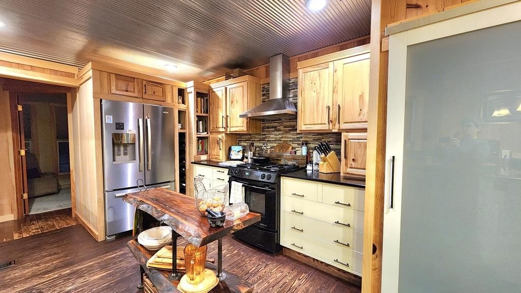 Allardt, Tennessee, 38504, United States, 2 Bedrooms Bedrooms, ,2 BathroomsBathrooms,Residential,Forsale,1929838