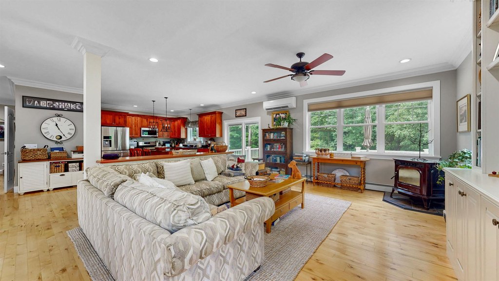 Milton, Vermont, 05468, United States, 3 Bedrooms Bedrooms, ,2.5 BathroomsBathrooms,Residential,Forsale,1953146