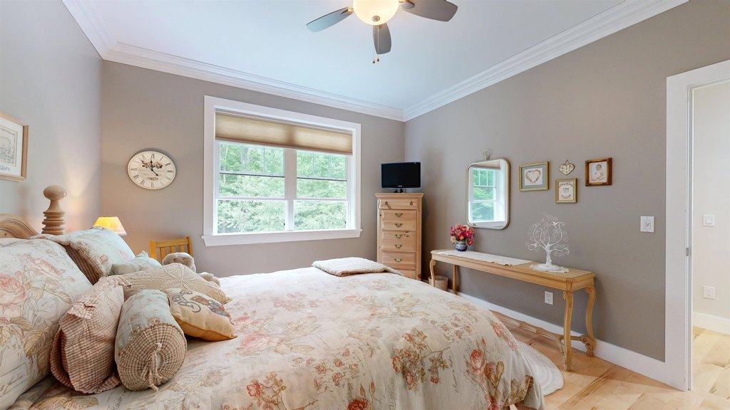 Milton, Vermont, 05468, United States, 3 Bedrooms Bedrooms, ,2.5 BathroomsBathrooms,Residential,Forsale,1953146