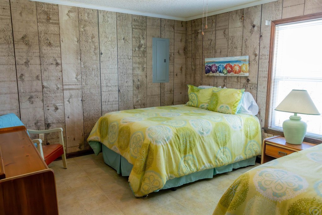 Alligator Point, Florida, 32346, United States, 4 Bedrooms Bedrooms, ,2 BathroomsBathrooms,Residential,Forsale,1919230