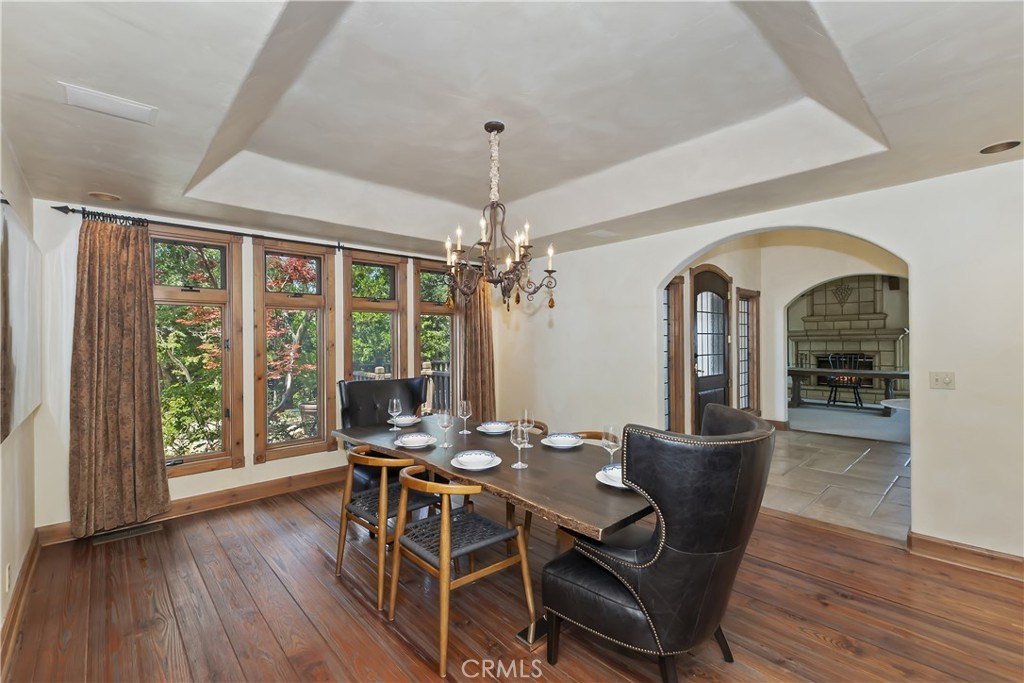 Lake Arrowhead, California, 92352, United States, 4 Bedrooms Bedrooms, ,4.5 BathroomsBathrooms,Residential,Forsale,1934021