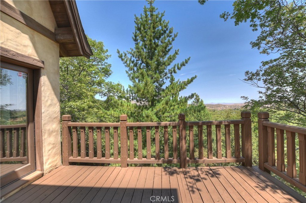 Lake Arrowhead, California, 92352, United States, 4 Bedrooms Bedrooms, ,4.5 BathroomsBathrooms,Residential,Forsale,1934021