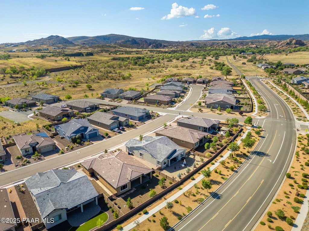 Prescott, Arizona, 86301, United States, 2 Bedrooms Bedrooms, ,2 BathroomsBathrooms,Residential,Forsale,1883972