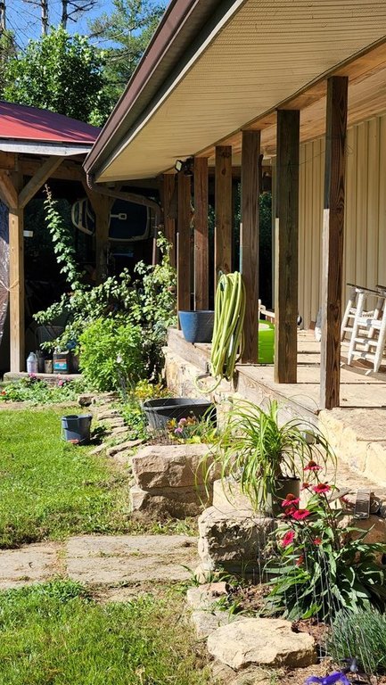 Allardt, Tennessee, 38504, United States, 2 Bedrooms Bedrooms, ,2 BathroomsBathrooms,Residential,Forsale,1929838