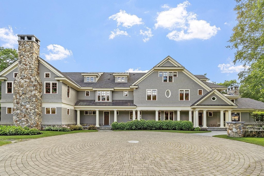 Meredith, New Hampshire, 03253, United States, 7 Bedrooms Bedrooms, ,6.5 BathroomsBathrooms,Residential,Forsale,1941223