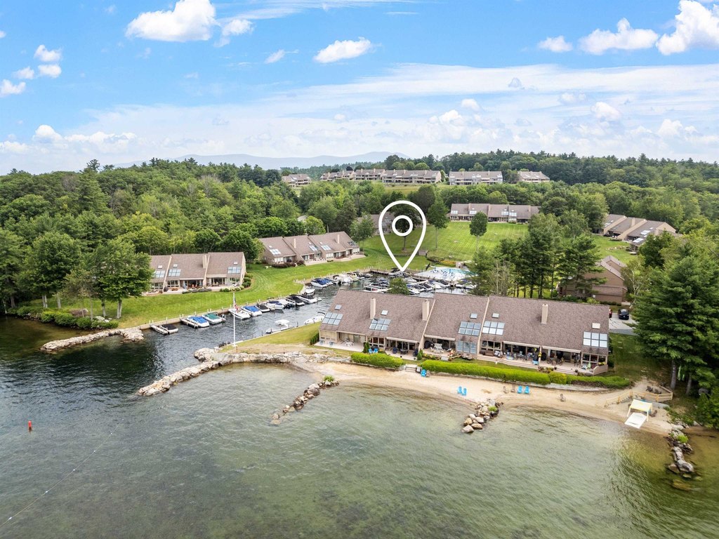 Moultonborough, New Hampshire, 03254, United States, 4 Bedrooms Bedrooms, ,3 BathroomsBathrooms,Residential,Forsale,1952911