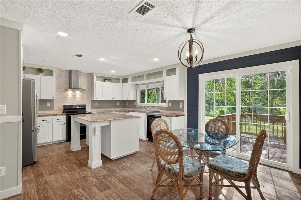Quincy, Florida, 32351, United States, 3 Bedrooms Bedrooms, ,2 BathroomsBathrooms,Residential,Forsale,1919226