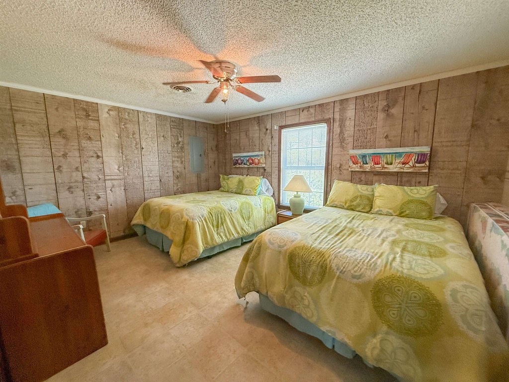 Alligator Point, Florida, 32346, United States, 4 Bedrooms Bedrooms, ,2 BathroomsBathrooms,Residential,Forsale,1919230