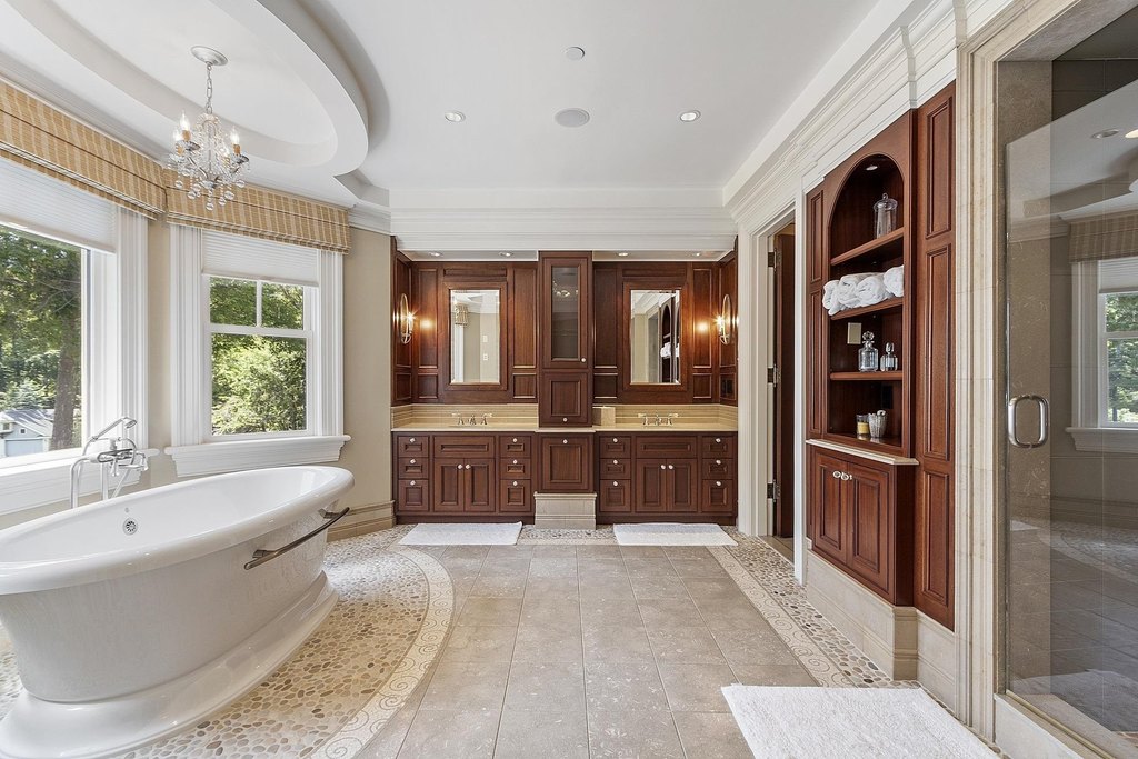 Meredith, New Hampshire, 03253, United States, 7 Bedrooms Bedrooms, ,6.5 BathroomsBathrooms,Residential,Forsale,1941223