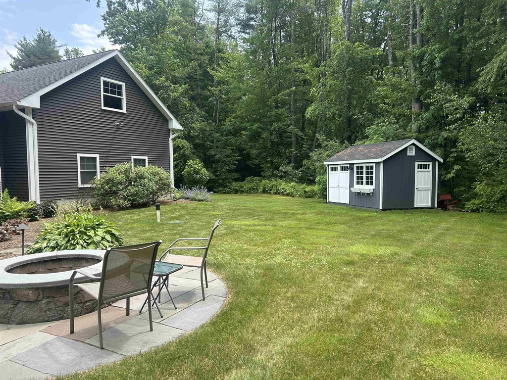 Milton, Vermont, 05468, United States, 3 Bedrooms Bedrooms, ,2.5 BathroomsBathrooms,Residential,Forsale,1953146