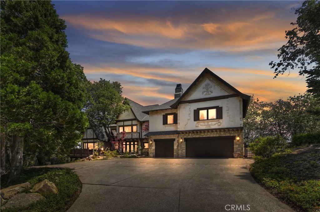 Lake Arrowhead, California, 92352, United States, 4 Bedrooms Bedrooms, ,4.5 BathroomsBathrooms,Residential,Forsale,1934021