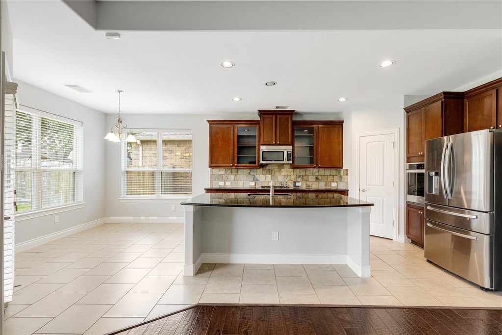 Friendswood, Texas, 77546, United States, 4 Bedrooms Bedrooms, ,3.5 BathroomsBathrooms,Residential,Forsale,1953108