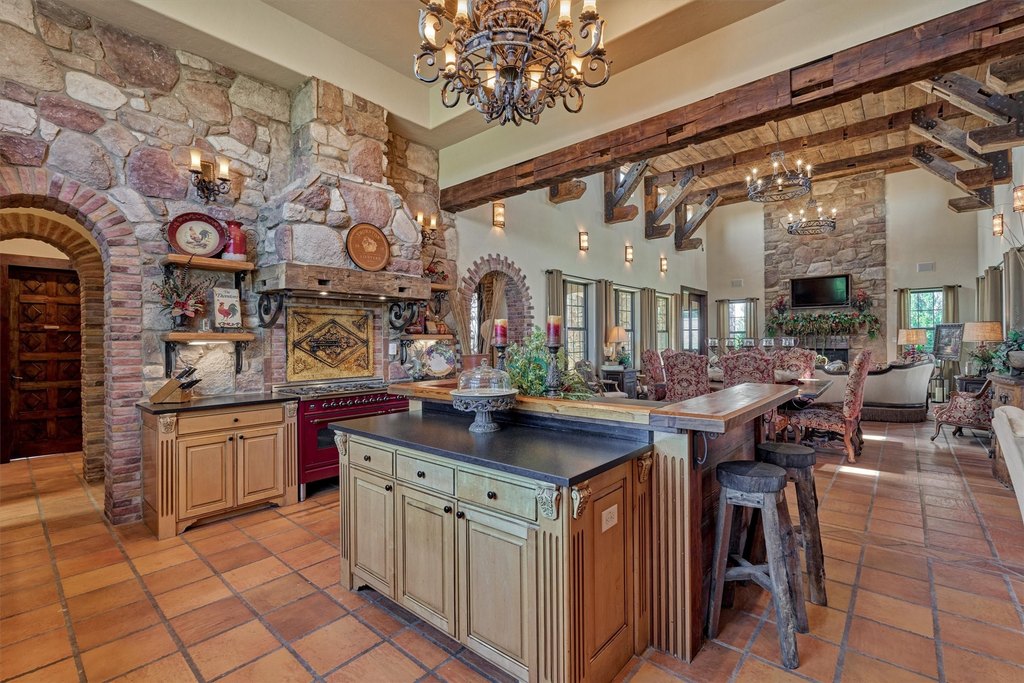 Navasota, Texas, 77868, United States, 4 Bedrooms Bedrooms, ,4 BathroomsBathrooms,Residential,Forsale,1936471