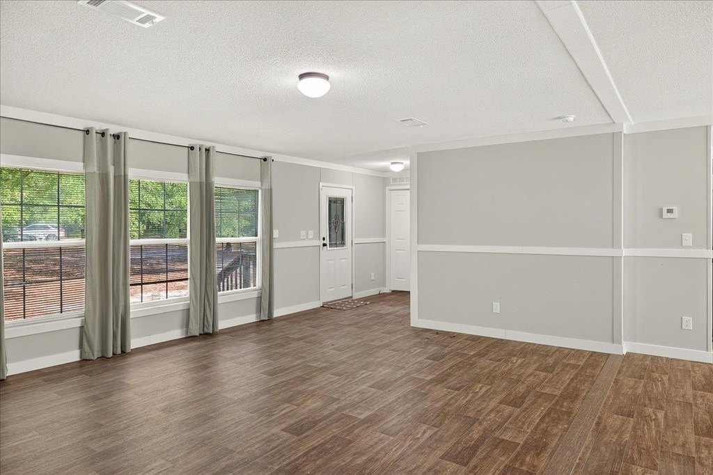 Quincy, Florida, 32351, United States, 3 Bedrooms Bedrooms, ,2 BathroomsBathrooms,Residential,Forsale,1919226