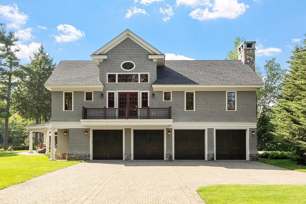 Meredith, New Hampshire, 03253, United States, 7 Bedrooms Bedrooms, ,6.5 BathroomsBathrooms,Residential,Forsale,1941223