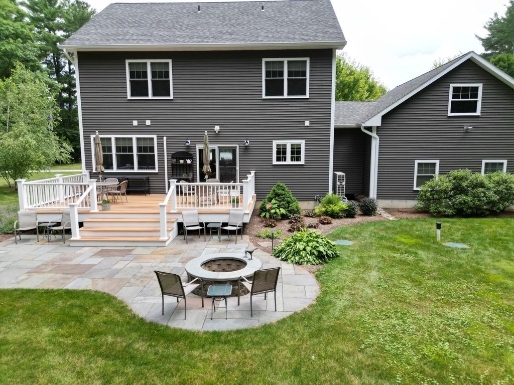 Milton, Vermont, 05468, United States, 3 Bedrooms Bedrooms, ,2.5 BathroomsBathrooms,Residential,Forsale,1953146