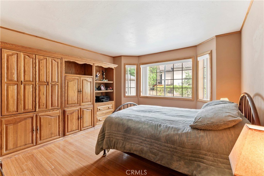 Lake Arrowhead, California, 92352, United States, 3 Bedrooms Bedrooms, ,2 BathroomsBathrooms,Residential,Forsale,1934030
