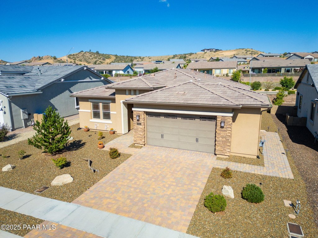 Prescott, Arizona, 86301, United States, 2 Bedrooms Bedrooms, ,2 BathroomsBathrooms,Residential,Forsale,1883972