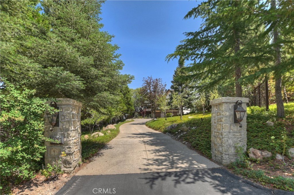 Lake Arrowhead, California, 92352, United States, 4 Bedrooms Bedrooms, ,4.5 BathroomsBathrooms,Residential,Forsale,1934021