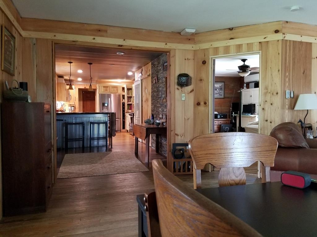 Allardt, Tennessee, 38504, United States, 2 Bedrooms Bedrooms, ,2 BathroomsBathrooms,Residential,Forsale,1929838