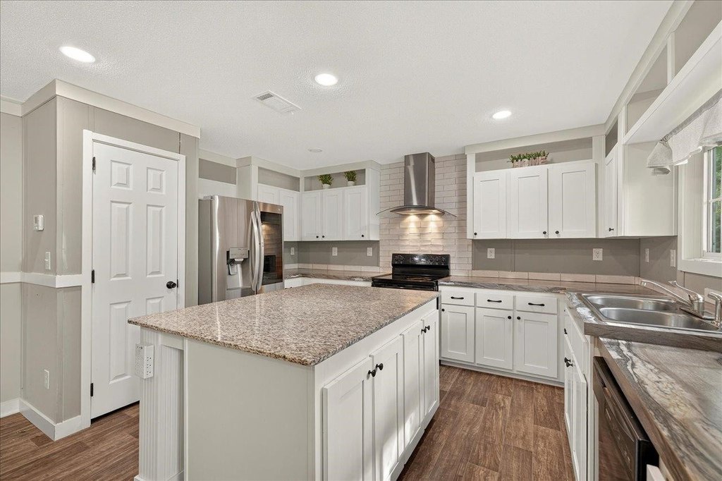 Quincy, Florida, 32351, United States, 3 Bedrooms Bedrooms, ,2 BathroomsBathrooms,Residential,Forsale,1919226