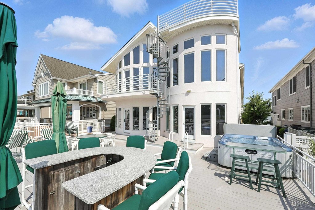 Ocean City, New Jersey, 08226, United States, 4 Bedrooms Bedrooms, ,5.5 BathroomsBathrooms,Residential,Forsale,2004114