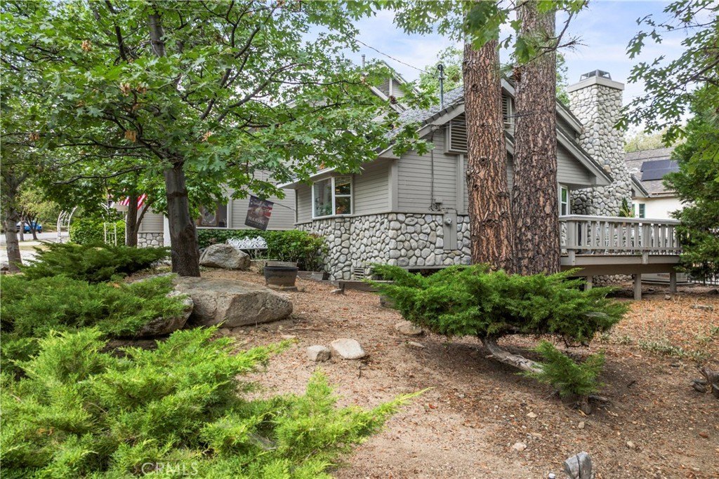 Lake Arrowhead, California, 92352, United States, 3 Bedrooms Bedrooms, ,2 BathroomsBathrooms,Residential,Forsale,1934030
