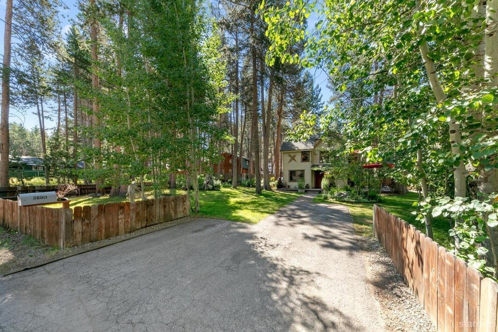 South Lake Tahoe, California, 96150, United States, 1 Bedroom Bedrooms, ,1.5 BathroomsBathrooms,Residential,Forsale,1946029