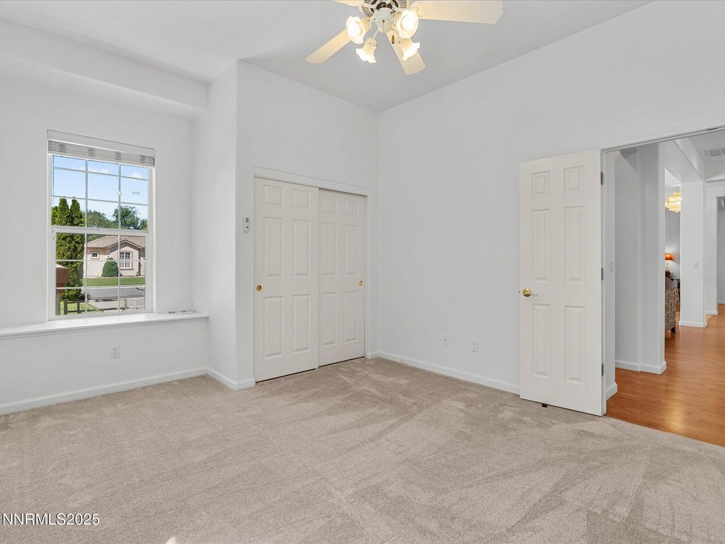Sparks, Nevada, 89436, United States, 5 Bedrooms Bedrooms, ,3 BathroomsBathrooms,Residential,Forsale,1910324