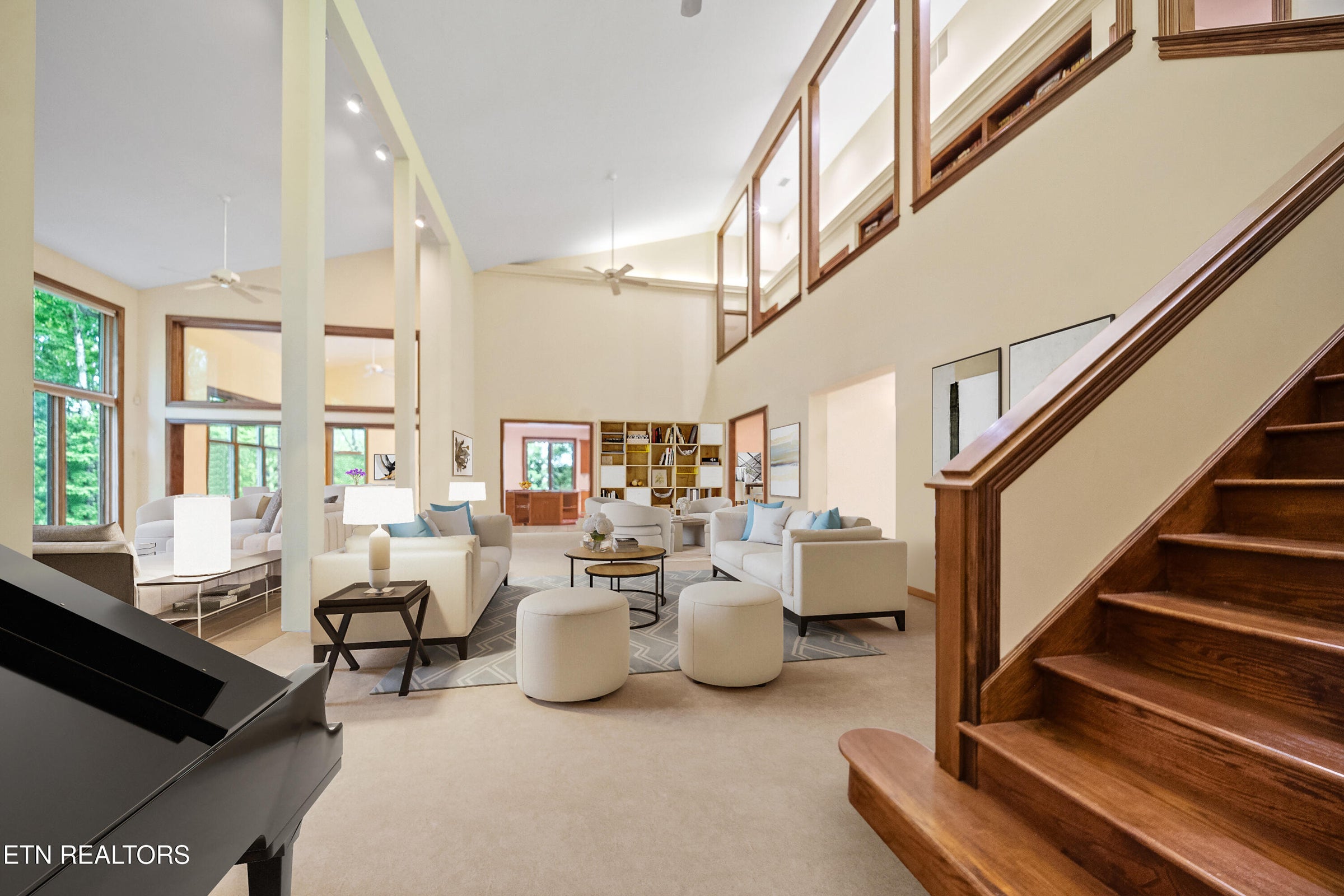 Sevierville, Tennessee, 37862, United States, 5 Bedrooms Bedrooms, ,4 BathroomsBathrooms,Residential,Forsale,1910169